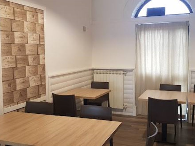 Attività commerciale in Vendita a Parabiago, 125'000€, 160 m²