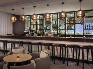 Attività commerciale in Vendita a Busto Arsizio, 25'000€, 150 m²