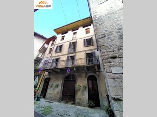 Appartamento in Vendita a Lovere, 180 m²