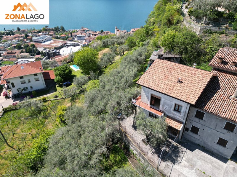 Casa Semi Indipendente in Vendita a Marone, 160'000€, 150 m²