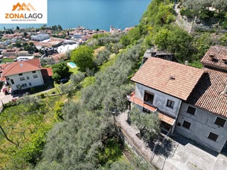 Casa Semi Indipendente in Vendita a Marone, 160'000€, 150 m²