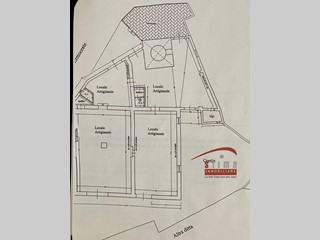 Immobile commerciale in Vendita a Siracusa, 80'000&euro;, 260 m²