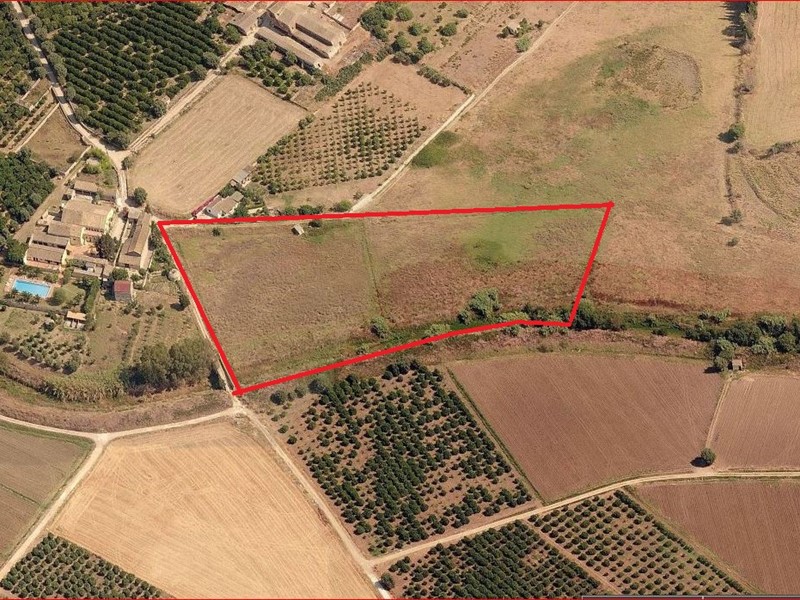 Terreno agricolo in Vendita a Siracusa, 50'000€, 17000 m²