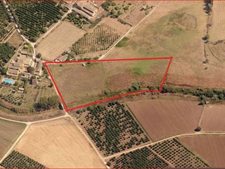 Terreno agricolo in Vendita a Siracusa, 50'000€, 17000 m²