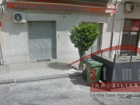 Immobile commerciale in Affitto a Siracusa, 600€, 55 m²