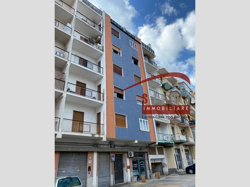 Quadrilocale in Vendita a Siracusa, 69'000&euro;, 90 m²