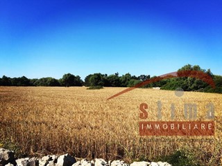 Terreno agricolo in Vendita a Siracusa, 210'000€, 30000 m²