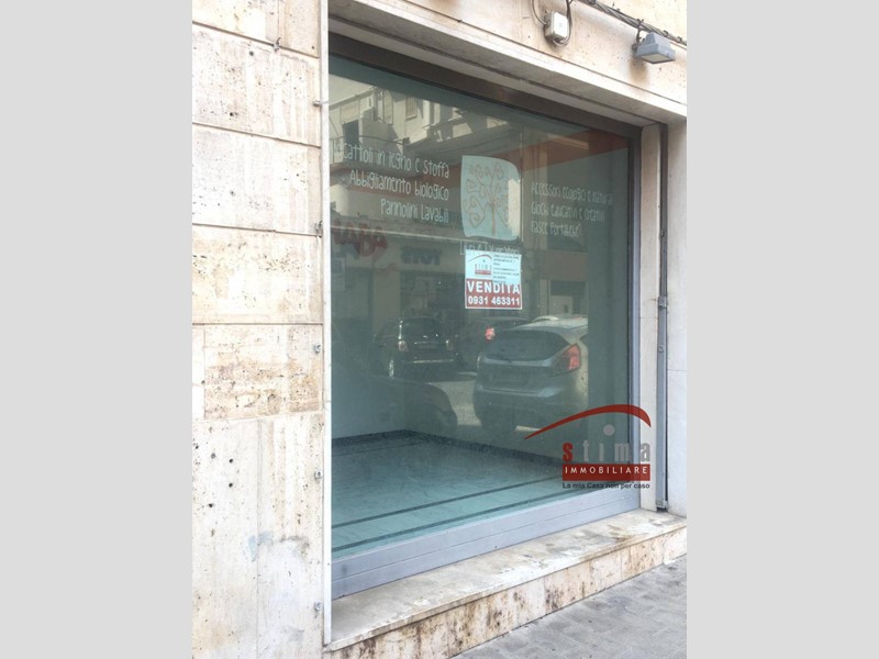 Immobile commerciale in Vendita a Siracusa, 160'000&euro;, 160 m²