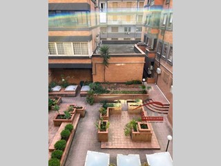 Box in Vendita a Siracusa, 27'000€, 38 m²