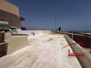 Box in Vendita a Siracusa, 159'000€, 325 m²