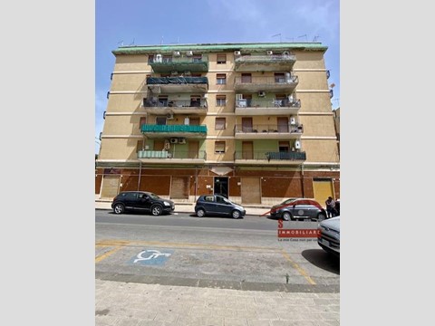 Quadrilocale in Vendita a Siracusa, 95'000&euro;, 110 m²