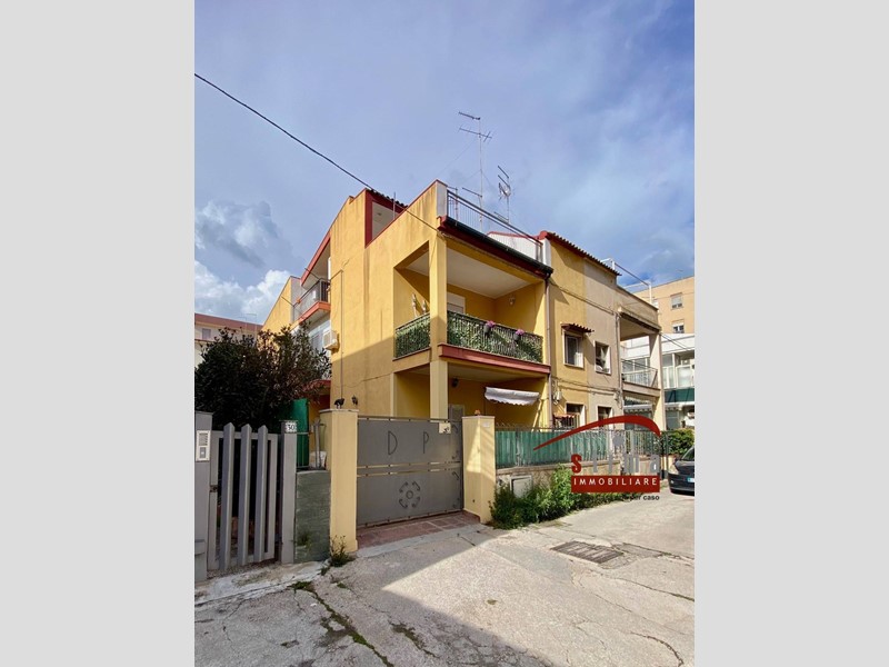 Bilocale in Vendita a Siracusa, 68'000&euro;, 80 m²