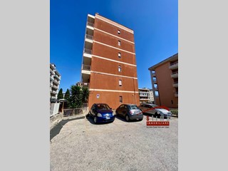 Quadrilocale in Vendita a Siracusa, 105'000&euro;, 110 m²