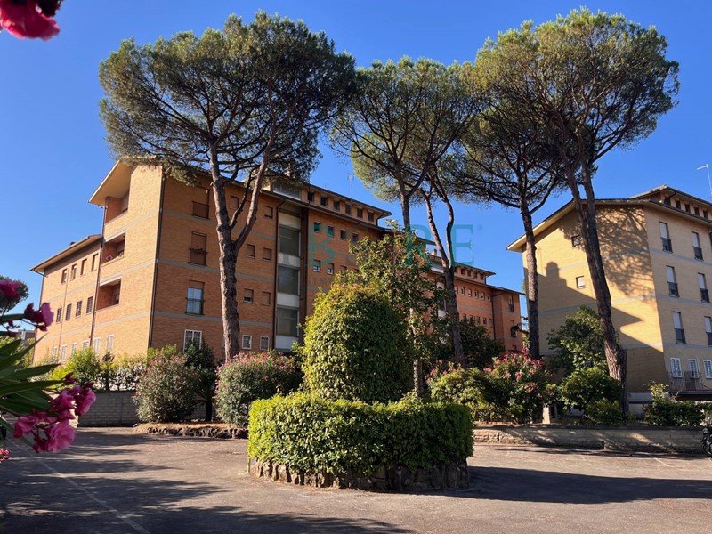 Appartamento in Vendita a Roma, 298'000€, 127 m²