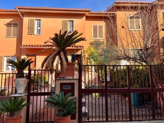 Villetta a schiera in Vendita a Roma, 199'000€, 140 m²