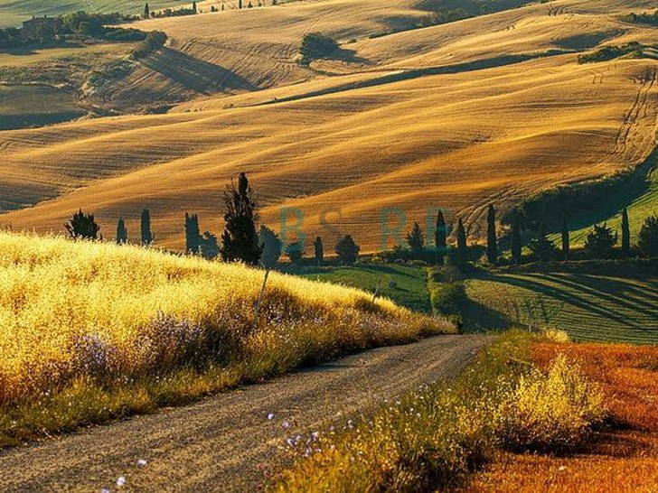 Appartamento in Vendita a Assisi, 1'650'000€, 1700 m²