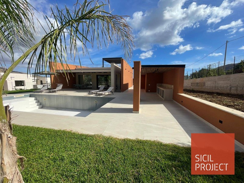 Villa in Vendita a Castellammare del Golfo, 550'000€, 120 m²