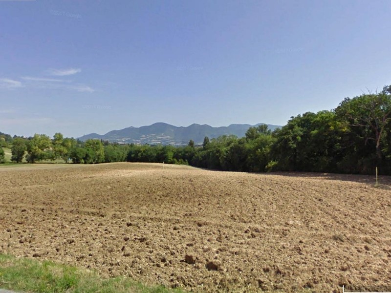 Terreno agricolo in Vendita a Fabriano, 47'000€, 25000 m²