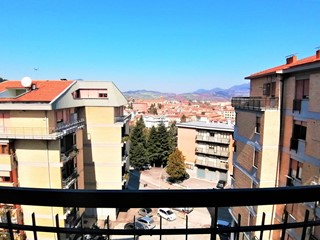 Appartamento in Vendita a Fabriano, 123'000€, 100 m²