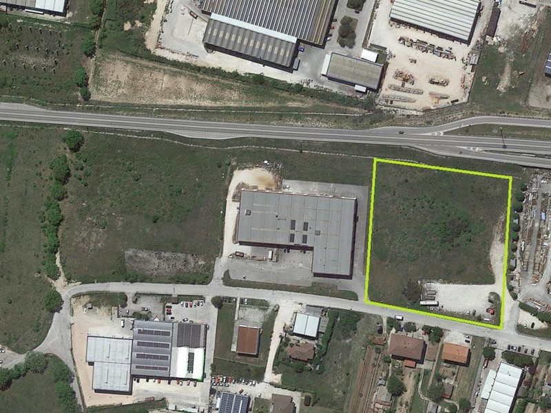Terreno edificabile in Vendita a Fossato di Vico, 175'000€, 8200 m²