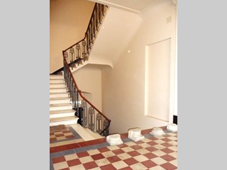 Ufficio in Affitto a Fabriano, 1'000€, 200 m²