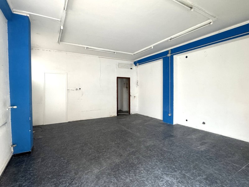 Attività commerciale in Affitto a Fabriano, 350€, 40 m²