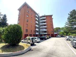 Quadrilocale in Vendita a Fabriano, 67'000€, 80 m²