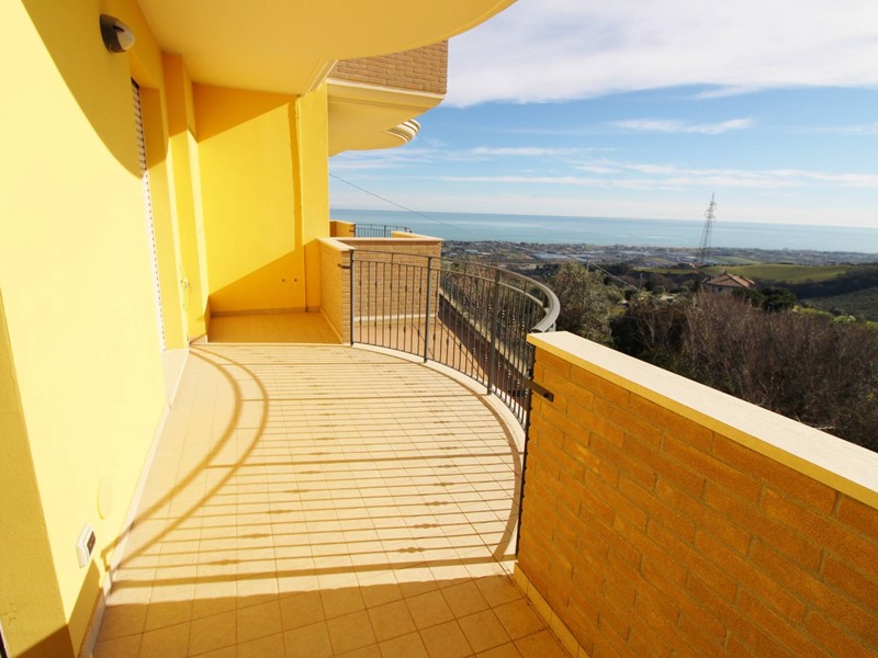 Trilocale in Vendita a Colonnella, 134'000€, 70 m²