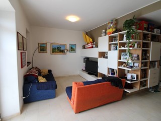 Appartamento in Vendita a Ripatransone, 210'000€, 140 m²