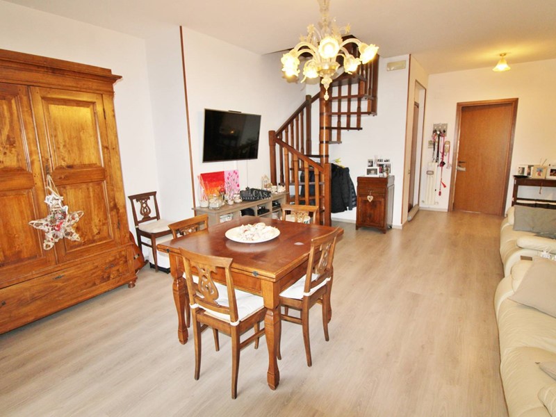 Appartamento in Vendita a Monsampolo del Tronto, 195'000€, 190 m²