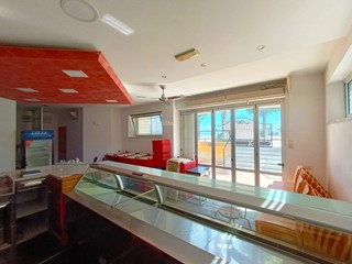 Immobile commerciale in Vendita a Martinsicuro, 170'000€, 200 m²