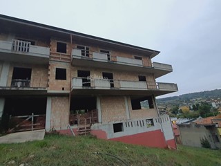 Casa Indipendente in Vendita a San Benedetto del Tronto, 280'000€, 1080 m²