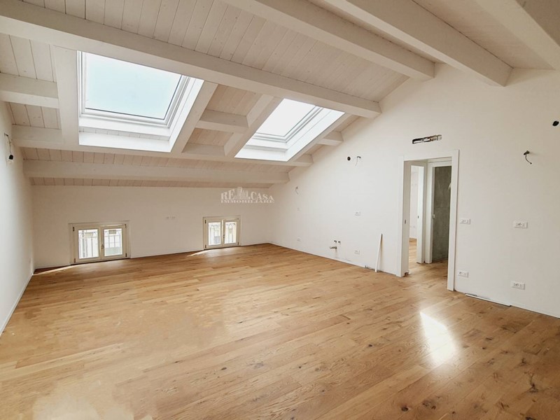 Quadrilocale in Vendita a San Benedetto del Tronto, 630'000€, 135 m²