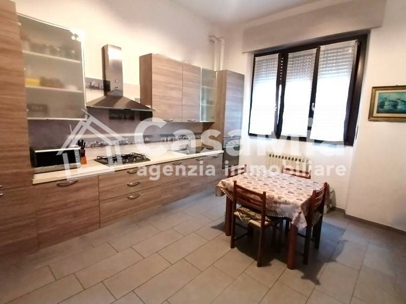 Trilocale in Vendita a Legnano, 169'000€, 115 m²