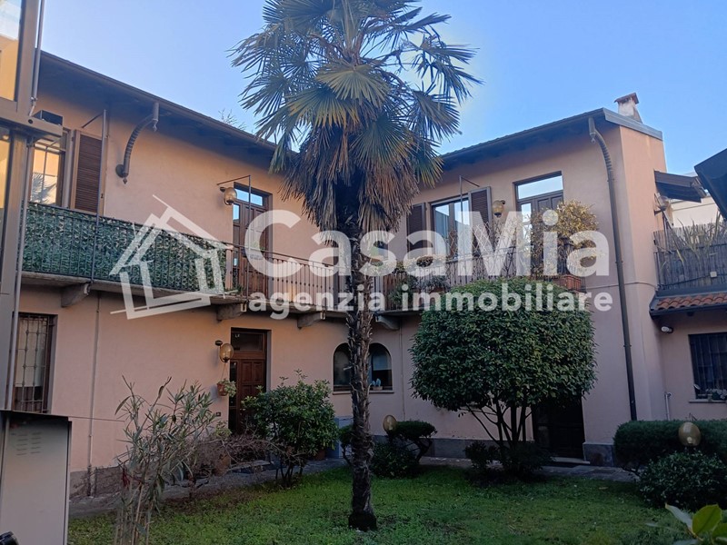 Trilocale in Vendita a Legnano, 180'000€, 90 m²