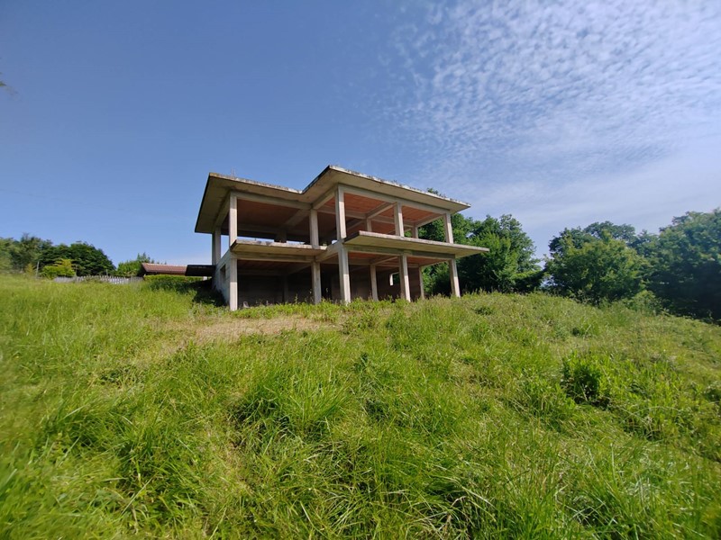 Casa Indipendente in Vendita a Arnara, 59'000€, 228 m²