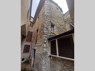 Trilocale in Vendita a Amaseno, 15'500€, 60 m²