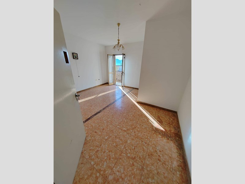 Quadrilocale in Vendita a Vallecorsa, 29'900€, 120 m²