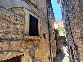 Quadrilocale in Vendita a Amaseno, 29'000€, 65 m²