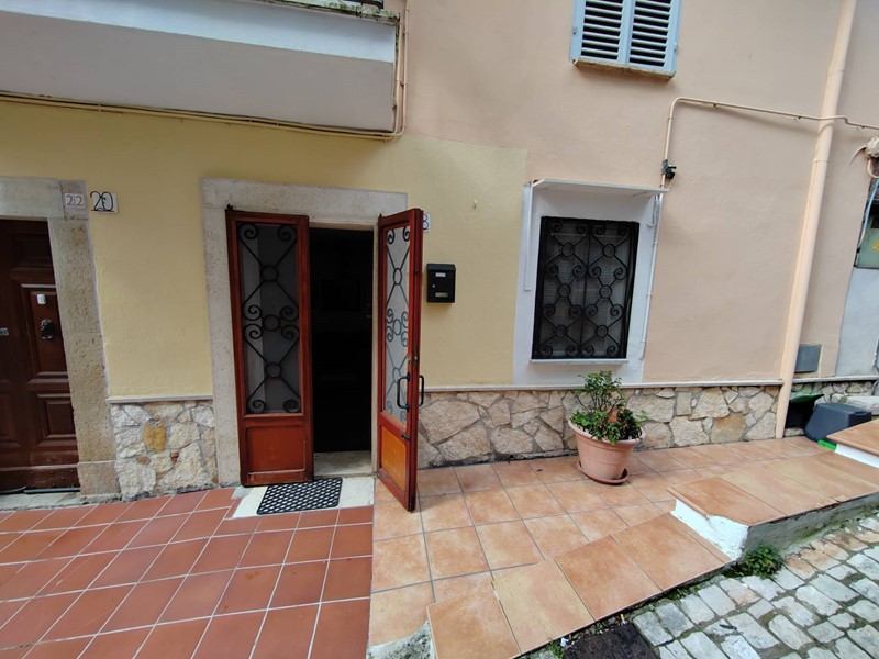 Appartamento in Vendita a Sonnino, 39'000€, 100 m²
