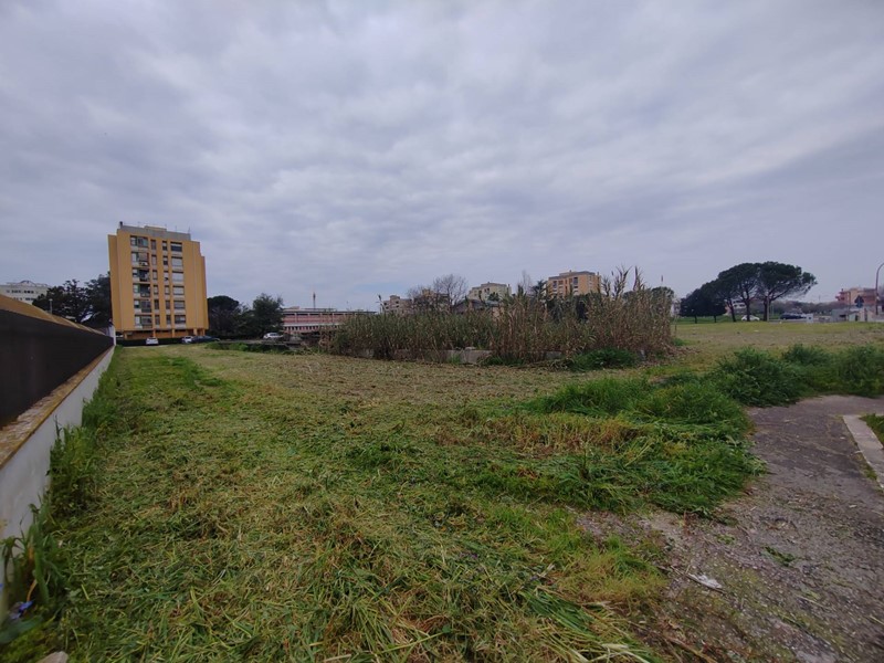 Terreno industriale in Vendita a Pontinia, 590'000&euro;, 4500 m²