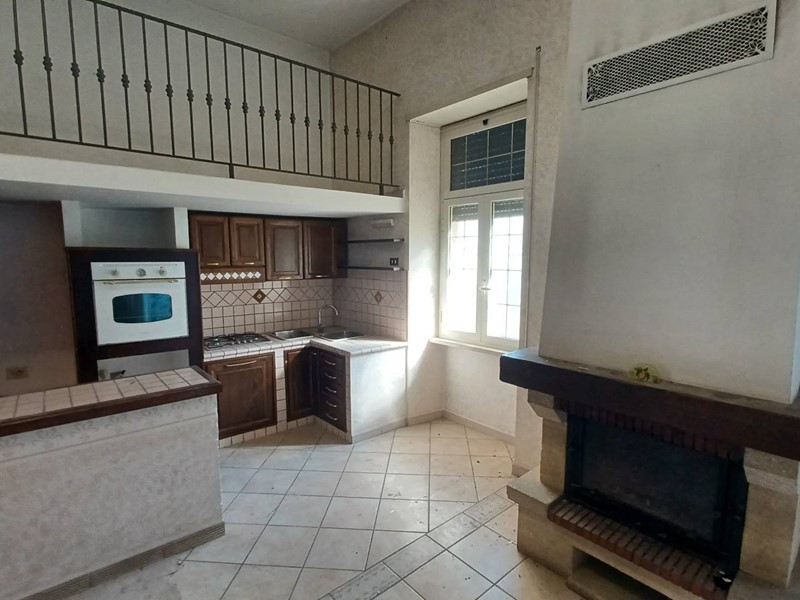 Appartamento in Vendita a Roccagorga, 85'000&euro;, 350 m²