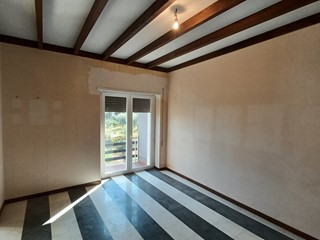 Appartamento in Vendita a Roccagorga, 118'000€, 350 m²