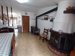 Trilocale in Vendita a Vallecorsa, 59'000€, 70 m²