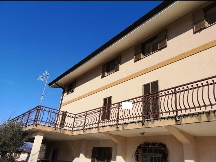 Appartamento in Vendita a Amaseno, 78'000€, 190 m²