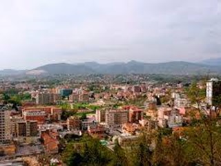 Immobile commerciale in Vendita a Frosinone, 55'000€, 40 m²