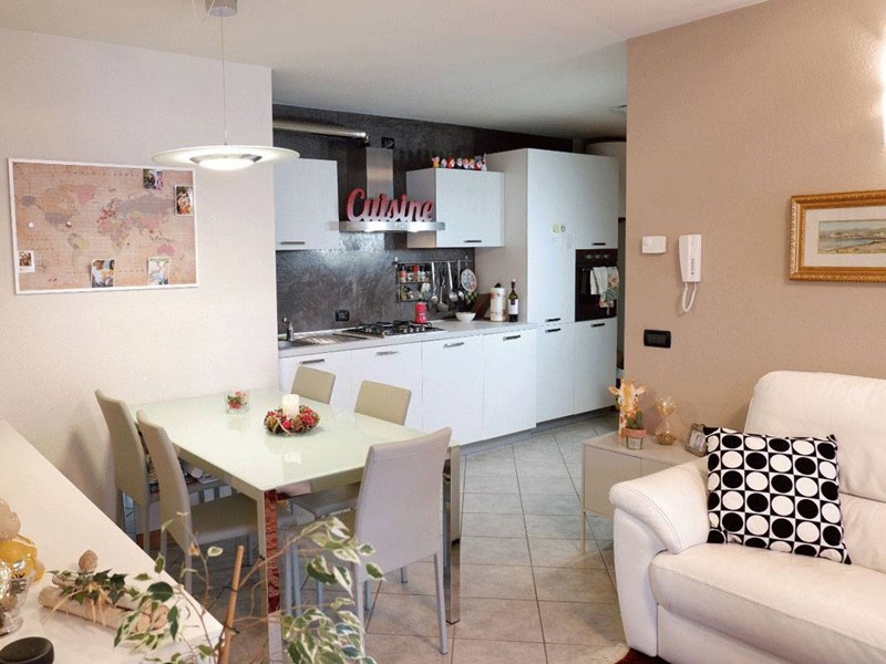 Trilocale in Vendita a Valdidentro, 84 m²