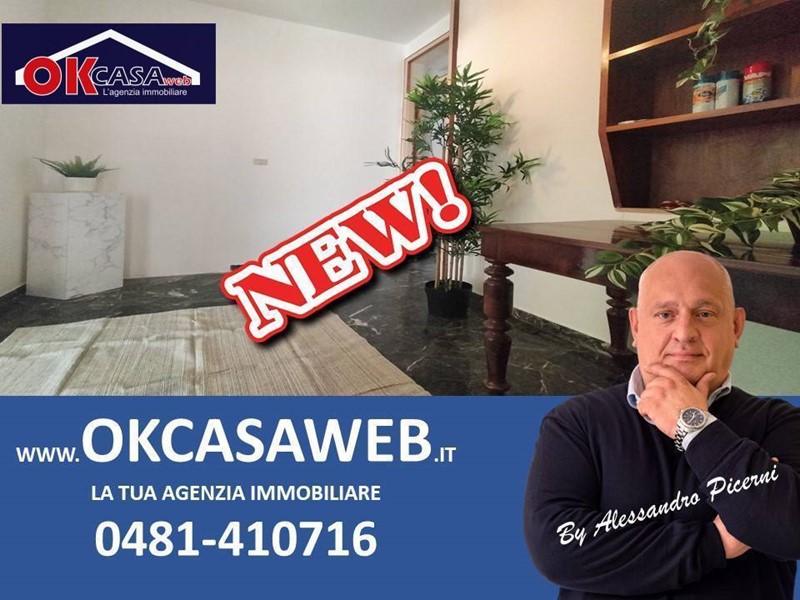 Casa Indipendente in Vendita a Cormons, 120'000€, 250 m², con Box