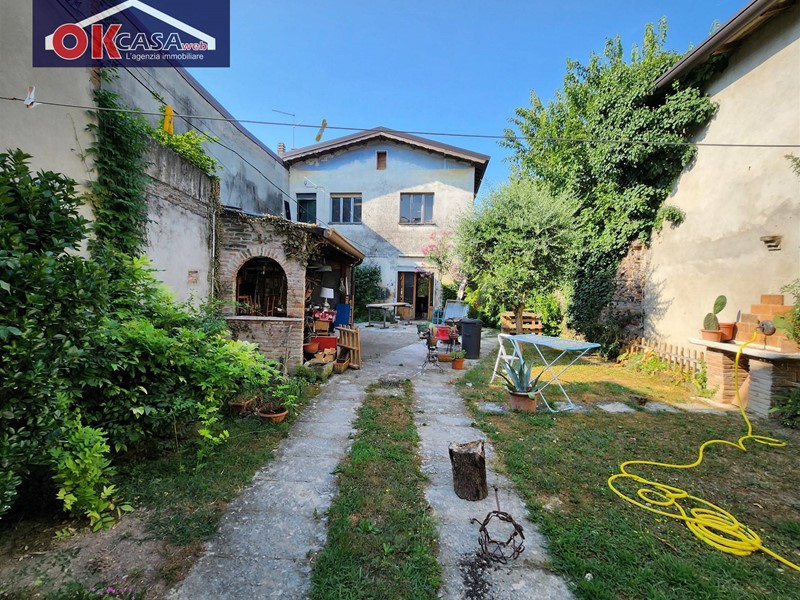 Rustico in Vendita a Zevio, 135'000€, 200 m²