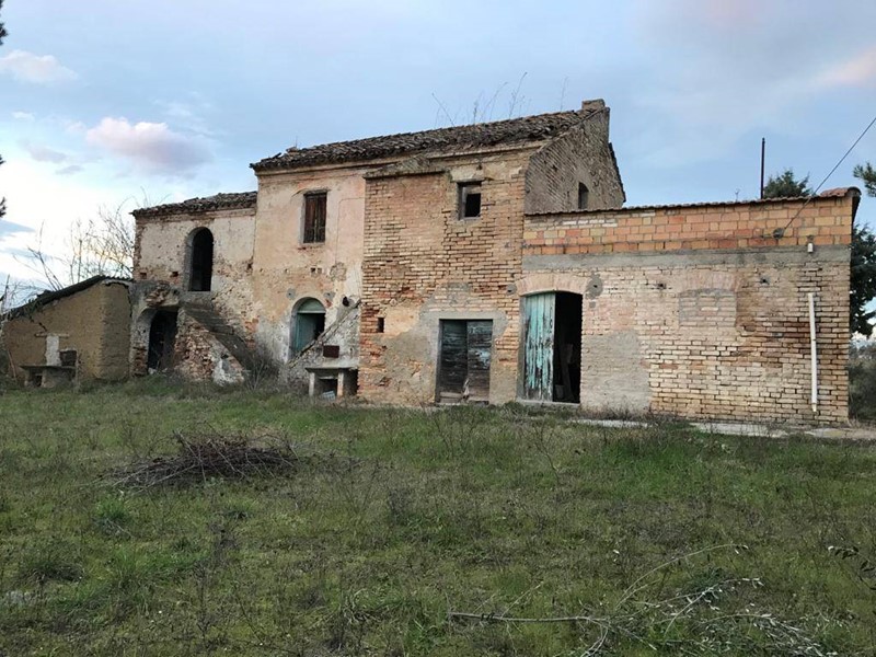 Villa in Vendita a Corropoli, 596'000&euro;, 182 m²